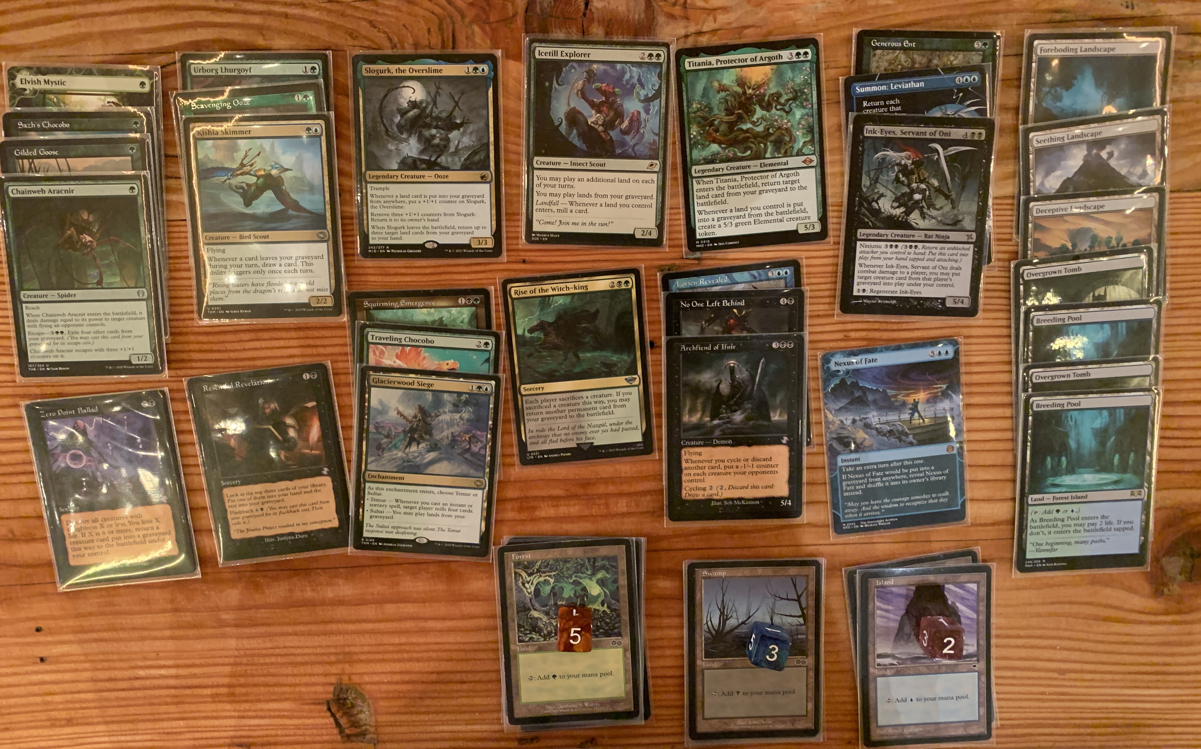 A deck picture of a Sultai lands/graveyard deck.